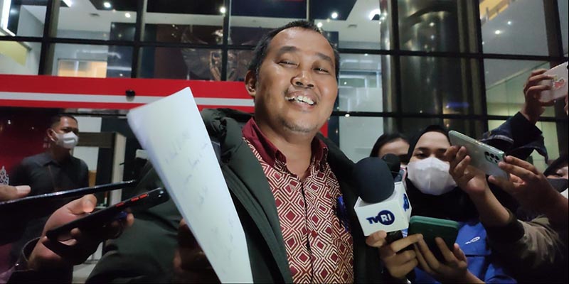 Ada Atensi Fadil Imran saat Kapolres Jaksel Periksa Rumah Ferdy Sambo, Boyamin: Kapolda Mesti Diganti