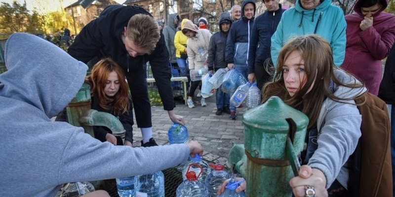 Jutaan Warga Ukraina Hidup tanpa Listrik Saat Perang Rusia Memasuki Bulan Kesembilan