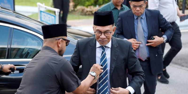 Kebuntuan Berakhir, Raja Tunjuk Anwar Ibrahim Jadi PM Malaysia