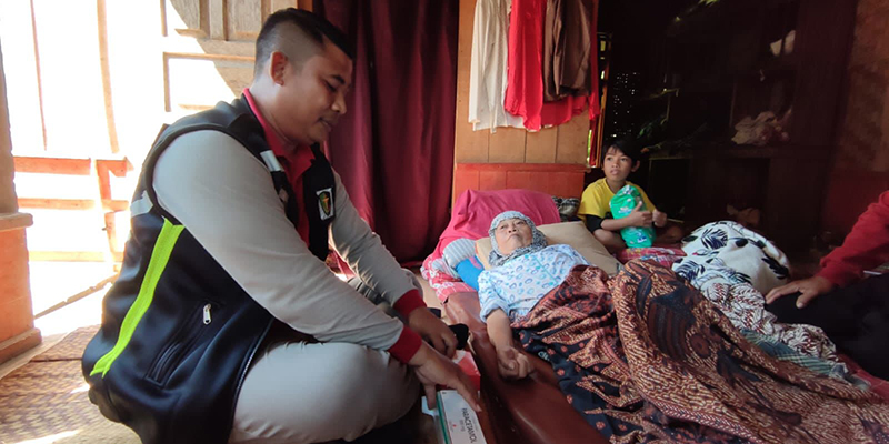 Tangani Korban Gempa, Polri Beri Perhatian Khusus Lansia, Ibu Hamil dan Anak-Anak