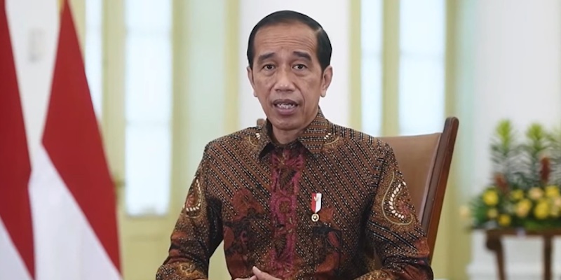 Presiden Jokowi Resmi Cabut PPKM!