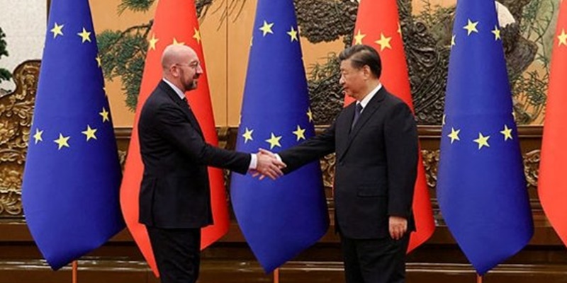Temui Xi Jinping, Charles Michel Singgung Kebijakan Nol Covid China yang Terlalu Ketat