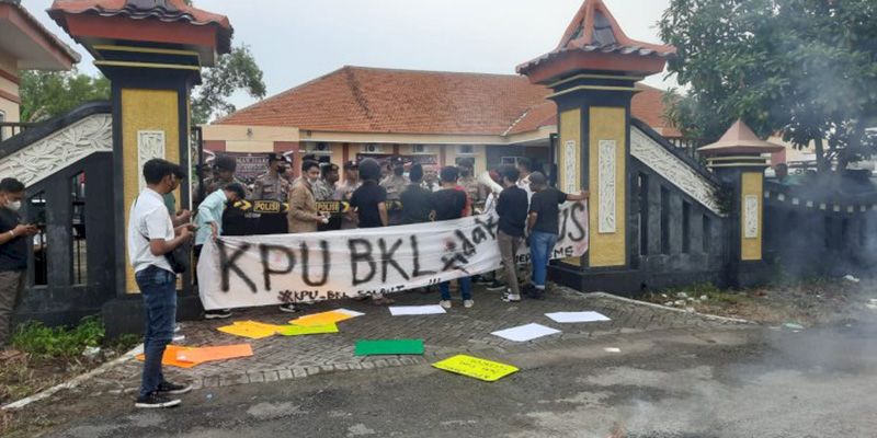 Aktivis Tuding KPU Bangkalan Luluskan PPK Titipan Politisi