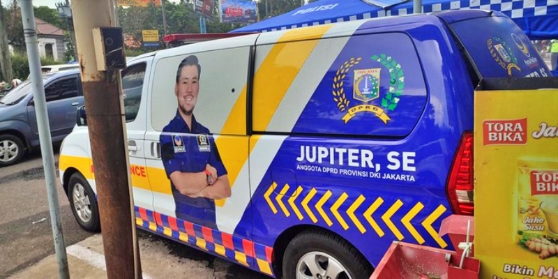 ISESS: Polisi Harus Usut Izin Ambulans Berlogo Politisi Nasdem Lawan Arah di Puncak