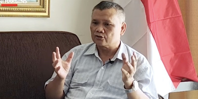 Emrus Sihombing: Pernyataan Luhut Menguntungkan Koruptor<i>!</i>