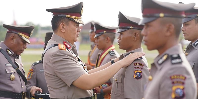 Pesan Irjen Iqbal ke 191 Bintara Usai Dilantik: Jadilah Polisi Rela Berkorban Demi Masyarakat