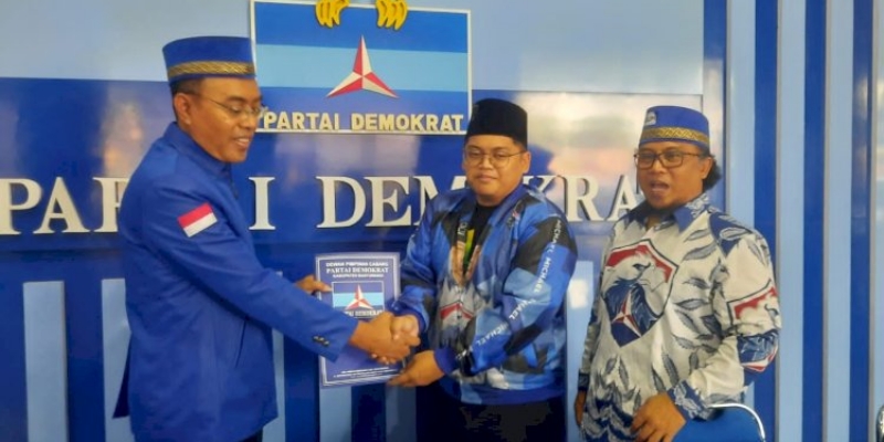 Terinspirasi AHY dan Emil Dardak, Putra Rois Syuriah PCNU Banyuwangi Mantap jadi Caleg Demokrat