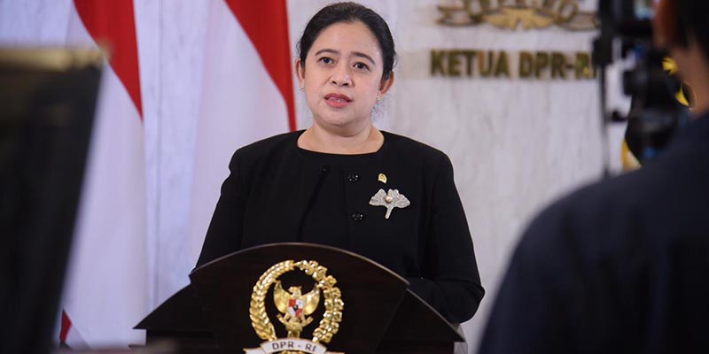 Motivasi Wisudawan UBK, Puan Cerita Pengalaman jadi Ketua DPR RI Perempuan Termuda