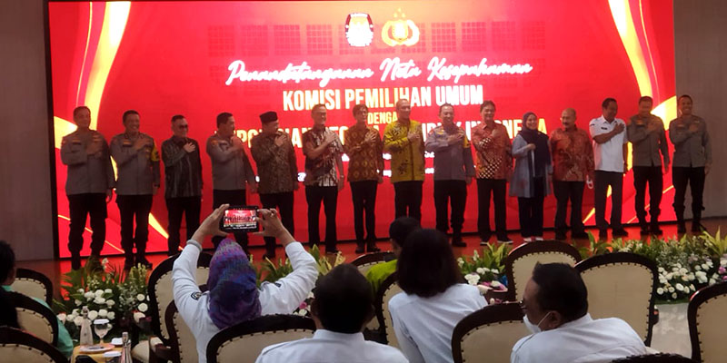 Tingkatkan Sinergi untuk Pemilu 2024, KPU Teken MoU dengan Polri