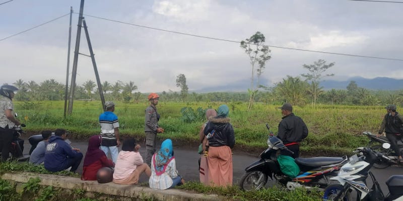 Antisipasi Awan Panas Guguran Semeru, Warga Diimbau Jauhi Sektor Tenggara Di Sepanjang Besuk Kobokan