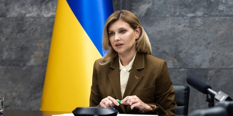 Di Inggris, Ibu Negara Ukraina Olena Zelenska Temui Warganya di Pengungsian