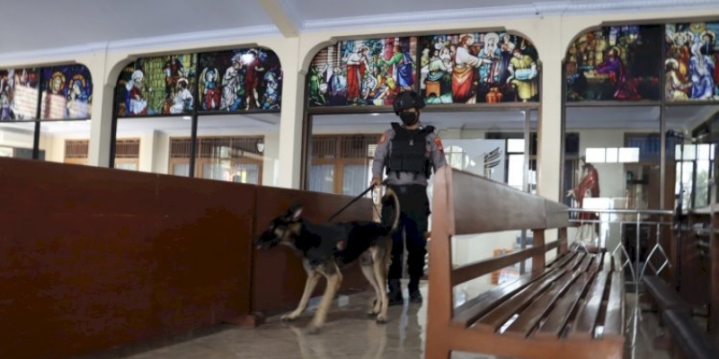 Sterilisasi Gereja, Polres Pemalang Kerahkan Anjing Pelacak