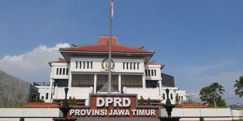 Dari Gedung DPRD Jatim, KPK Amankan Uang Rp 1 Miliar Lebih