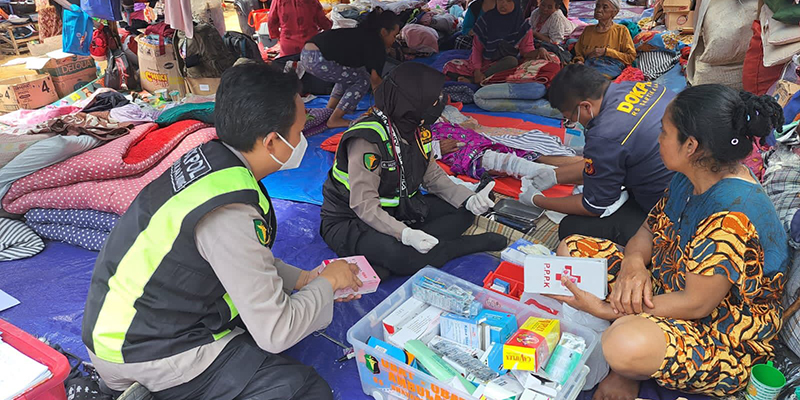 Polri Beri Pelayanan Kesehatan Keliling Bagi Korban Gempa Cianjur