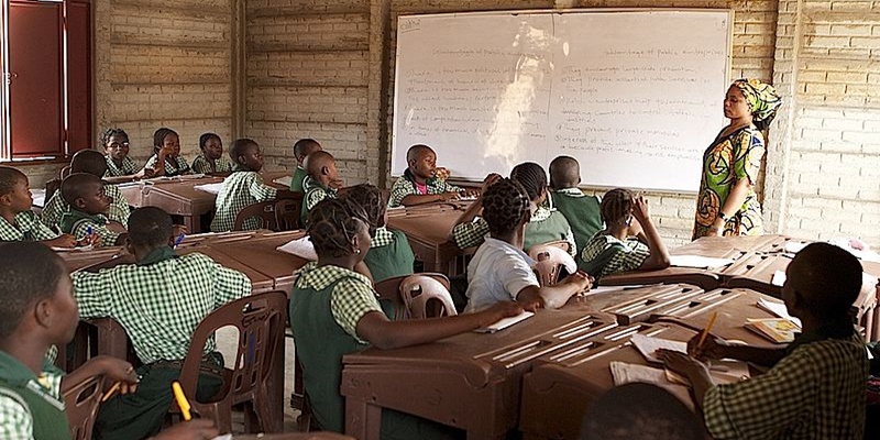 Gunakan Bahasa Ibu, Nigeria Hapus Bahasa Inggris sebagai Pengantar di Sekolah