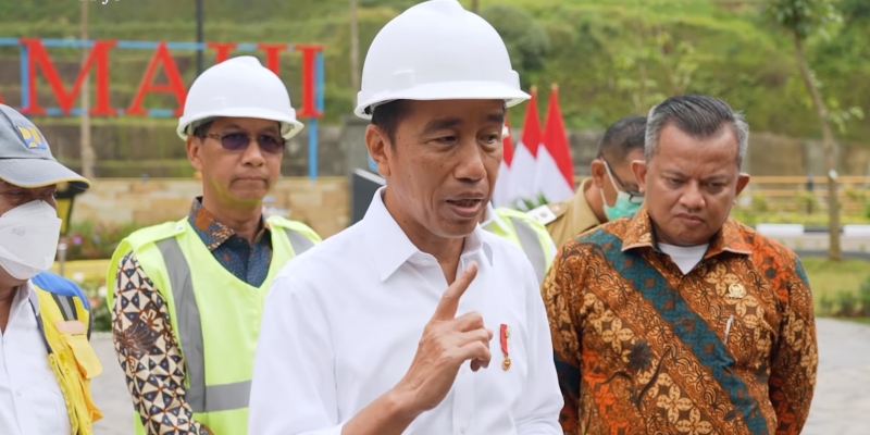 Jokowi Buka Kemungkinan Rombak Kabinet