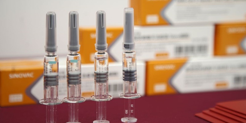 Terbukti Kurang Efektif Lawan Covid-19, Vaksin China Jadi Masalah Baru