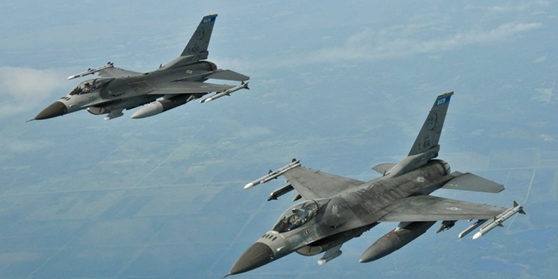 Pejabat Militer AS Diam-diam Melobi Pentagon untuk Mengirim F-16 ke Ukraina