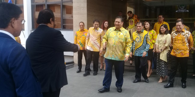 Nasdem Bocorkan Maksud Surya Paloh Sambangi Airlangga Besok