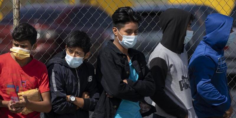 Meksiko Temukan 57 Anak Asal Guatemala Terlantar di dalam Truk