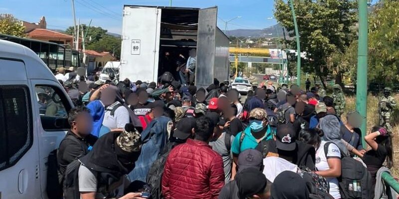 Meksiko Temukan 269 Migran dalam Truk Trailer Dekat Perbatasan