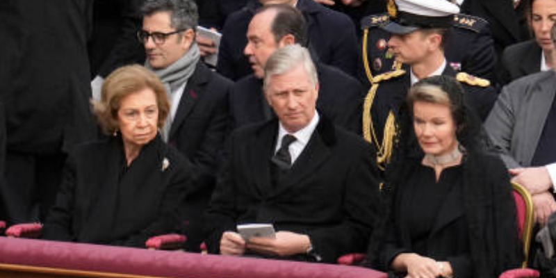 Keluarga Kerajaan Eropa Hadiri Pemakaman Paus Benediktus XVI di Vatikan