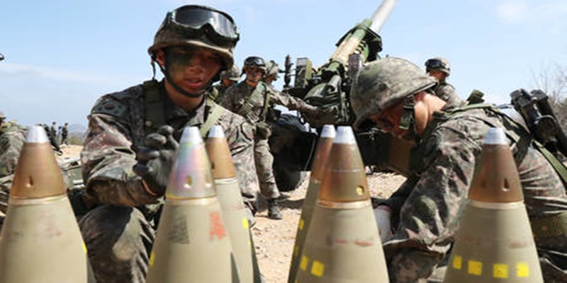 Persediaan Habis, AS Tarik Peralatan Militer dari Korea Selatan untuk Dikirim ke Ukraina