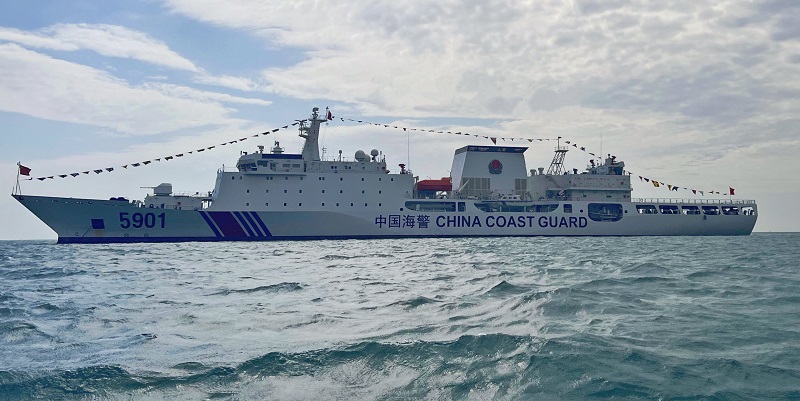 Kapal "Monster" China Seliweran di Laut Natuna Utara