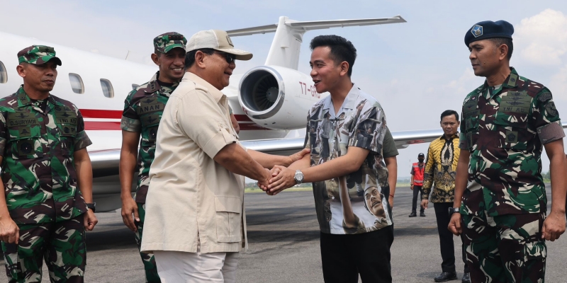 Temui Gibran dan Bobby, Prabowo Merasa Lebih Untung Dekat Jokowi