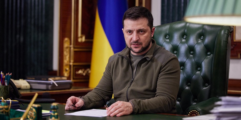 Zelensky: Tidak Ada Alasan bagi Barat untuk Tidak Mengirim Tank ke Kyiv