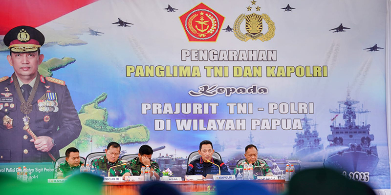 Kapolri: TNI-Polri Pakai Dua Pendekatan Kawal Pembangunan Papua