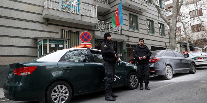 Usai Serangan Berdarah, Azerbaijan Evakuasi Staf Kedutaan di Teheran