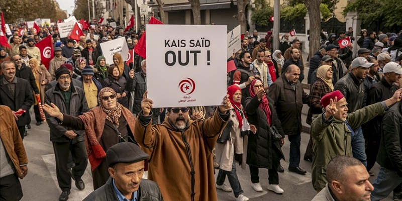 12 Tahun Arab Spring, Warga Tunisia Tuntut Presiden Kais Saied Mundur