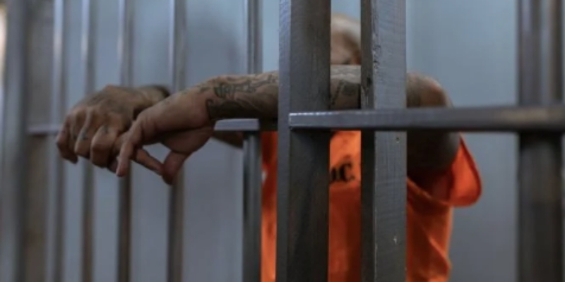 Tolak Sel Isolasi, Puluhan Tahanan di Texas Mogok Makan