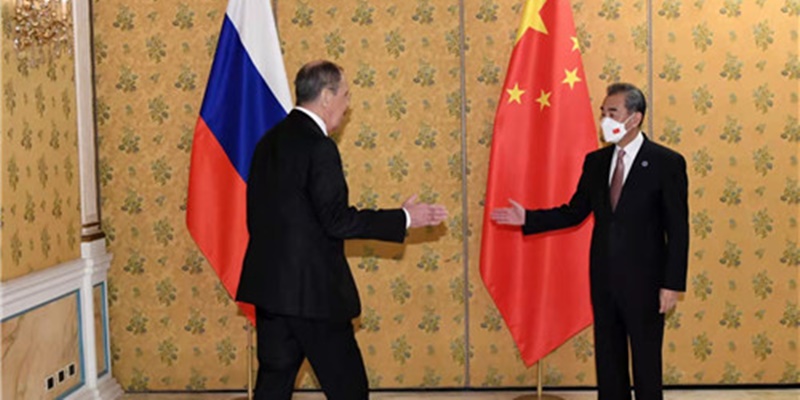 Rusia: Tidak Ada Pembahasan Proposal Perdamaian dalam Pertemuan Wang Yi dan Sergei Lavrov