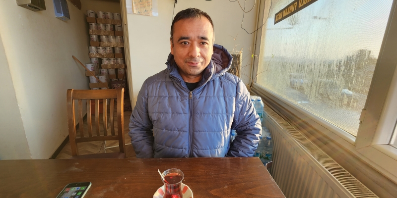 Pemuda Uyghur Merindukan Keluarga, Di Mana Mereka Semua?