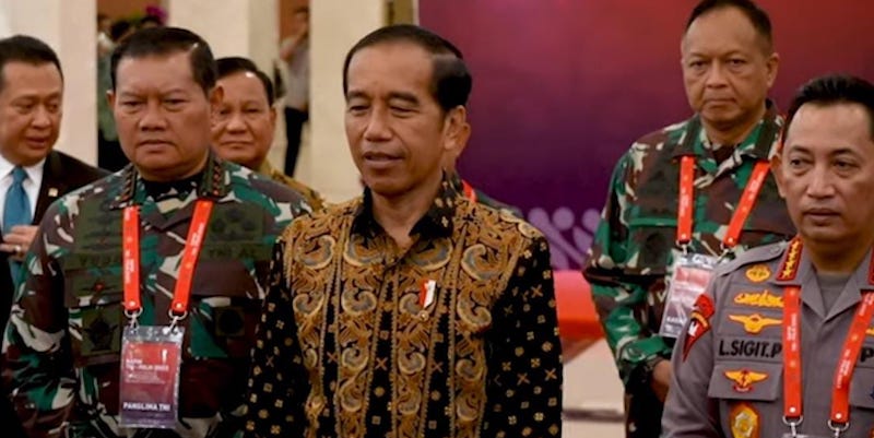 Hadiri Rapim TNI-Polri, Jokowi Soroti Ekspor Ilegal Kurangi Penerimaan Negara