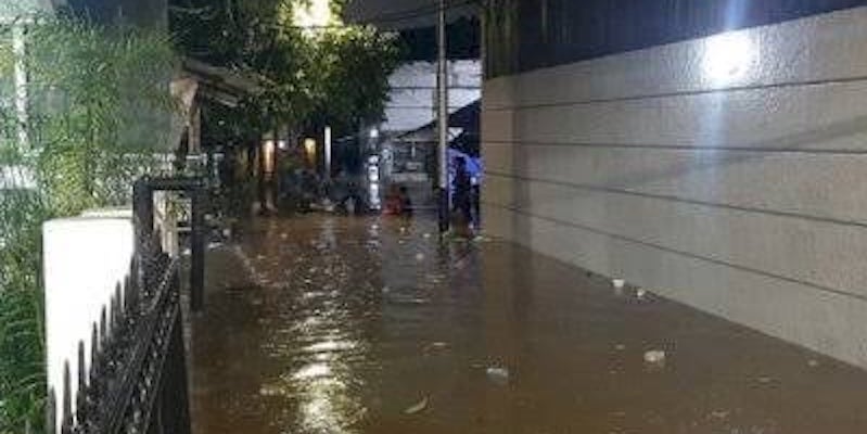 Banjir di Jakarta Meluas, Ketinggian Air Capai 1,8 Meter