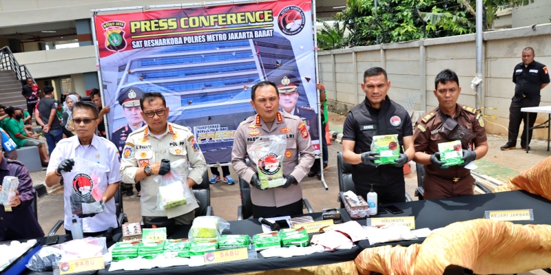 Polres Jakbar Musnahkan 23 Kilogram Sabu dan 80.080 Butir Obat Terlarang Senilai Rp 34 Miliar