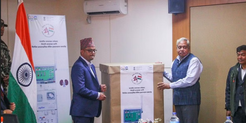 Dua Puluh Mesin Cuci Darah dari India Tiba di Nepal