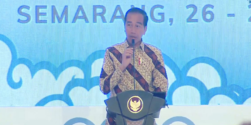 Rakornas PAN di Semarang, Jokowi: Oh, Ini Strategi Mendekati Pak Ganjar Ya...