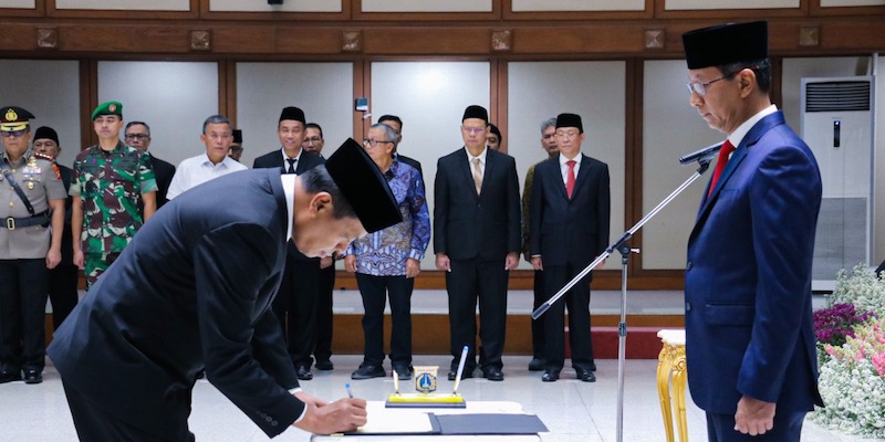 Heru Budi Lantik Joko Agus Setyono jadi Sekda DKI