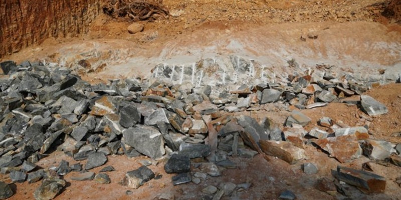 Survei Geologi India Temukan 5,9 Juta Ton Deposit Litium Pertama di Jammu dan Kashmir