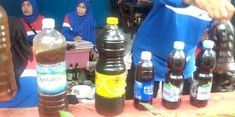 Migor Subsidi Langka, Emak-emak di Tasikmalaya Kumpulkan Minyak Jelantah