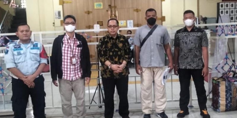 KPK Jebloskan Hakim Itong Isnaini ke Lapas Klas I Surabaya