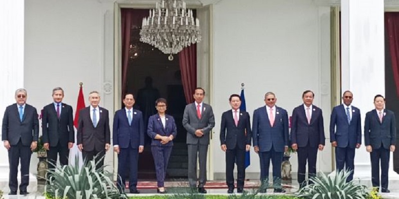 Bertemu Menlu dan Sekjen ASEAN, Jokowi Tekankan Hal Ini