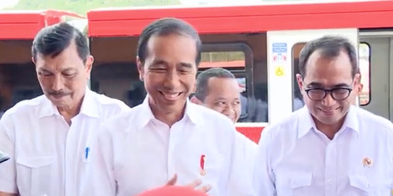 Jokowi Pastikan Segera <i>Reshuffle</i> Kabinet<i>!</i>