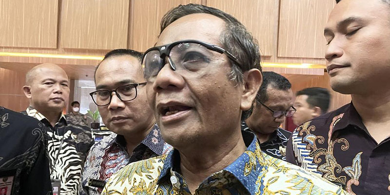 Rapat Bareng Mahfud MD Batal Hari Ini, Pimpinan Komisi III: Suratnya Belum Turun dari Pimpinan