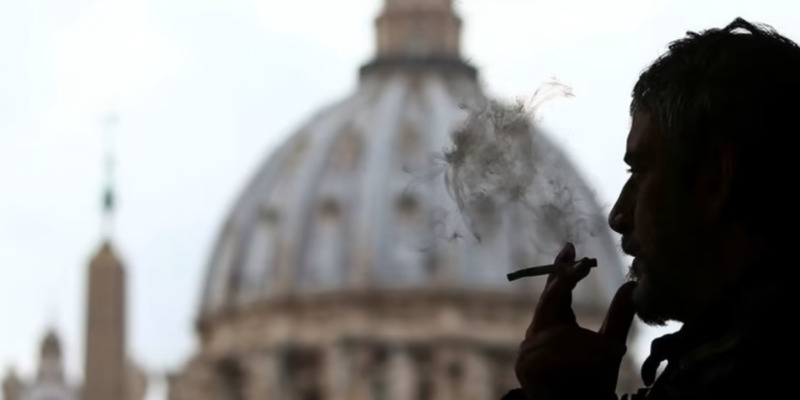 RUU Larangan Rokok Picu Perdebatan di Kabinet Italia