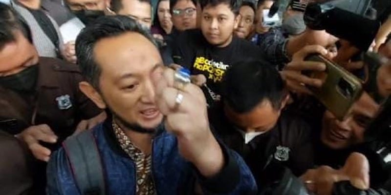 Kepala Bea Cukai Makassar Andhi Pramono Ngaku Cincin Blue Safir Dikasih Guru Spritualnya